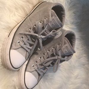 Grey high top Allstar Converse 💕